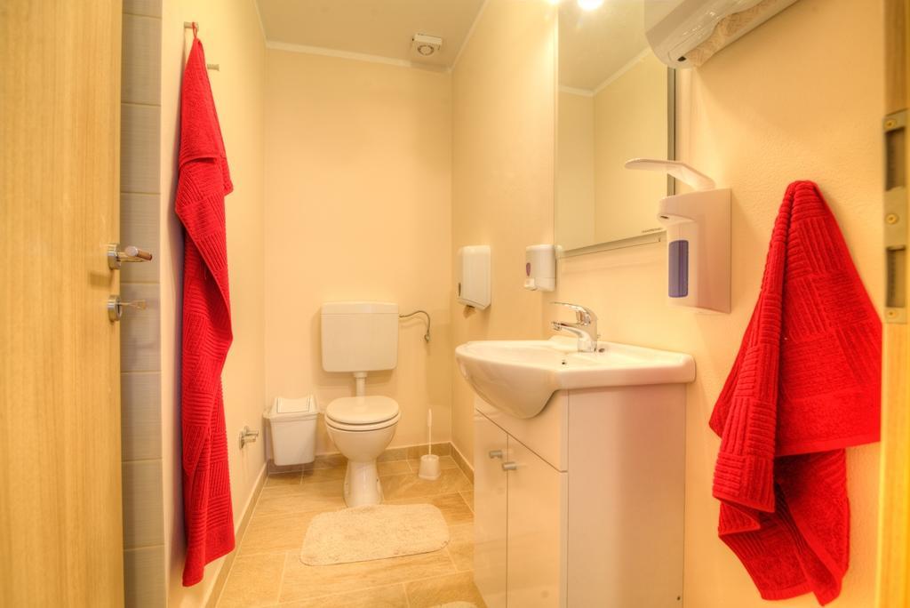 Dobra Hisa Zdravja Cicarija Hotel Golac Bagian luar foto