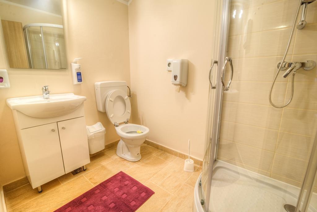 Dobra Hisa Zdravja Cicarija Hotel Golac Bagian luar foto